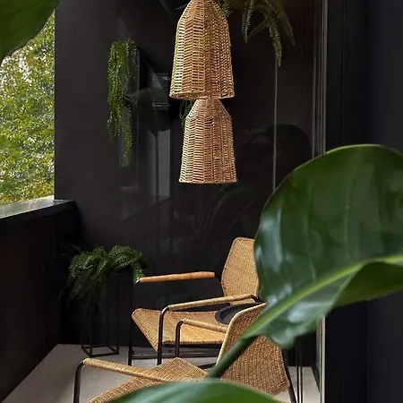 Apartment Zest *