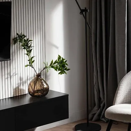 Zest Apartment *