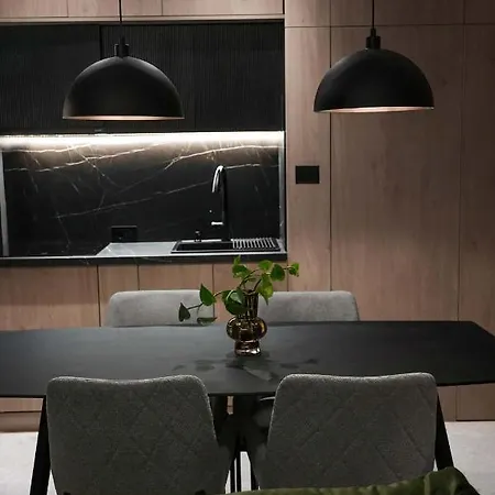 Apartment Zest *